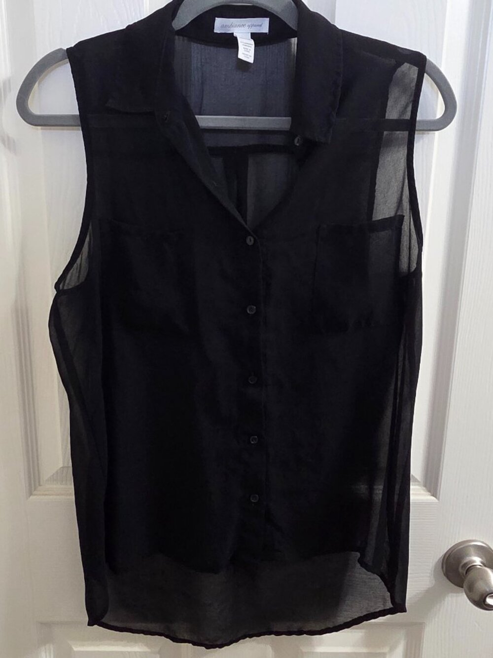 Pre-loved Black Sheer Sleeveless Button-Front Blouse | Classic Collared Top